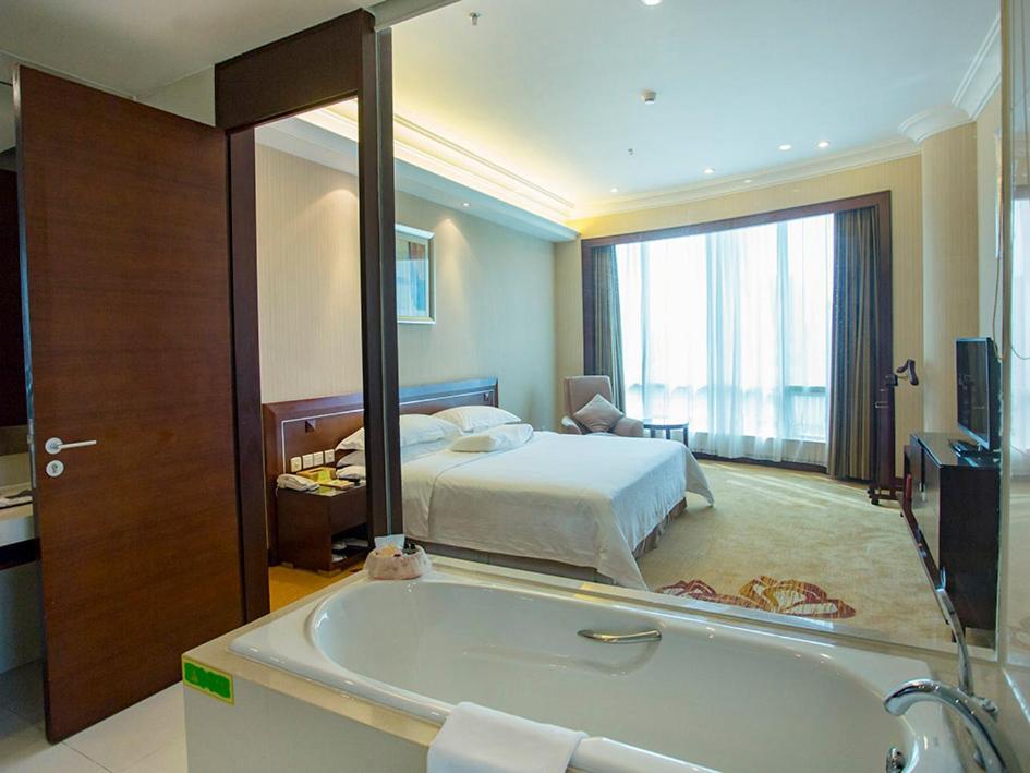 Vienna International Hotel Shenzhen Hua'Nan City Exterior foto